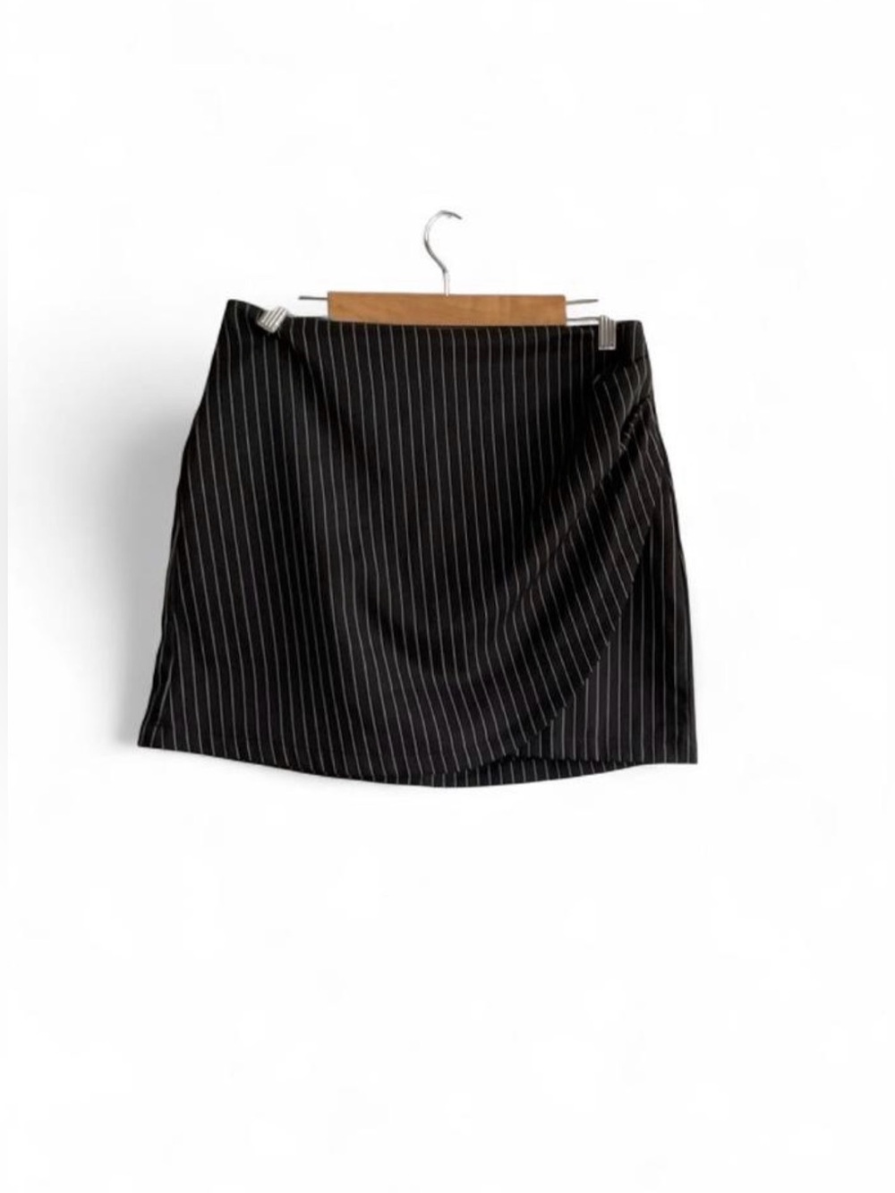 CIDER Black Pinstripe Draped Wrap-Style Mini Skirt SIZE LARGE